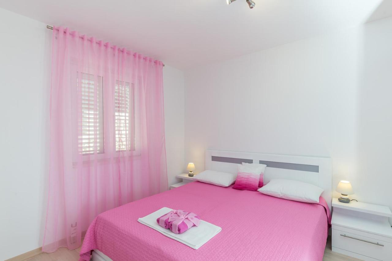 Apartments Villa Enzian Млини Екстер'єр фото
